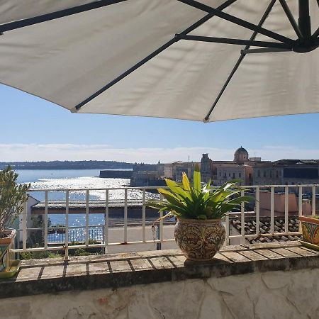 Palazzo Giufa Apartment Syracuse Luaran gambar