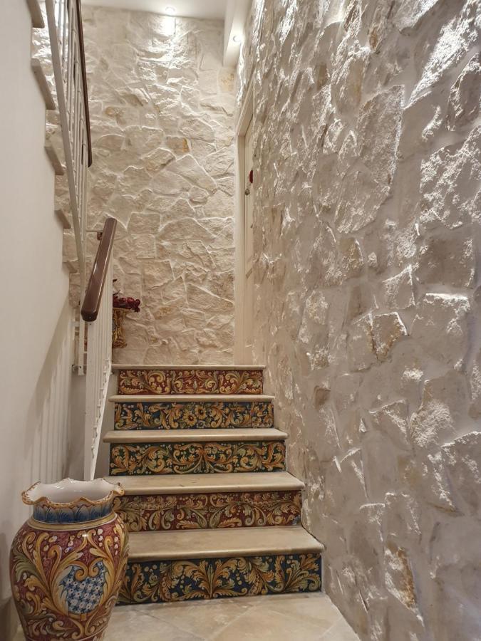 Palazzo Giufa Apartment Syracuse Luaran gambar