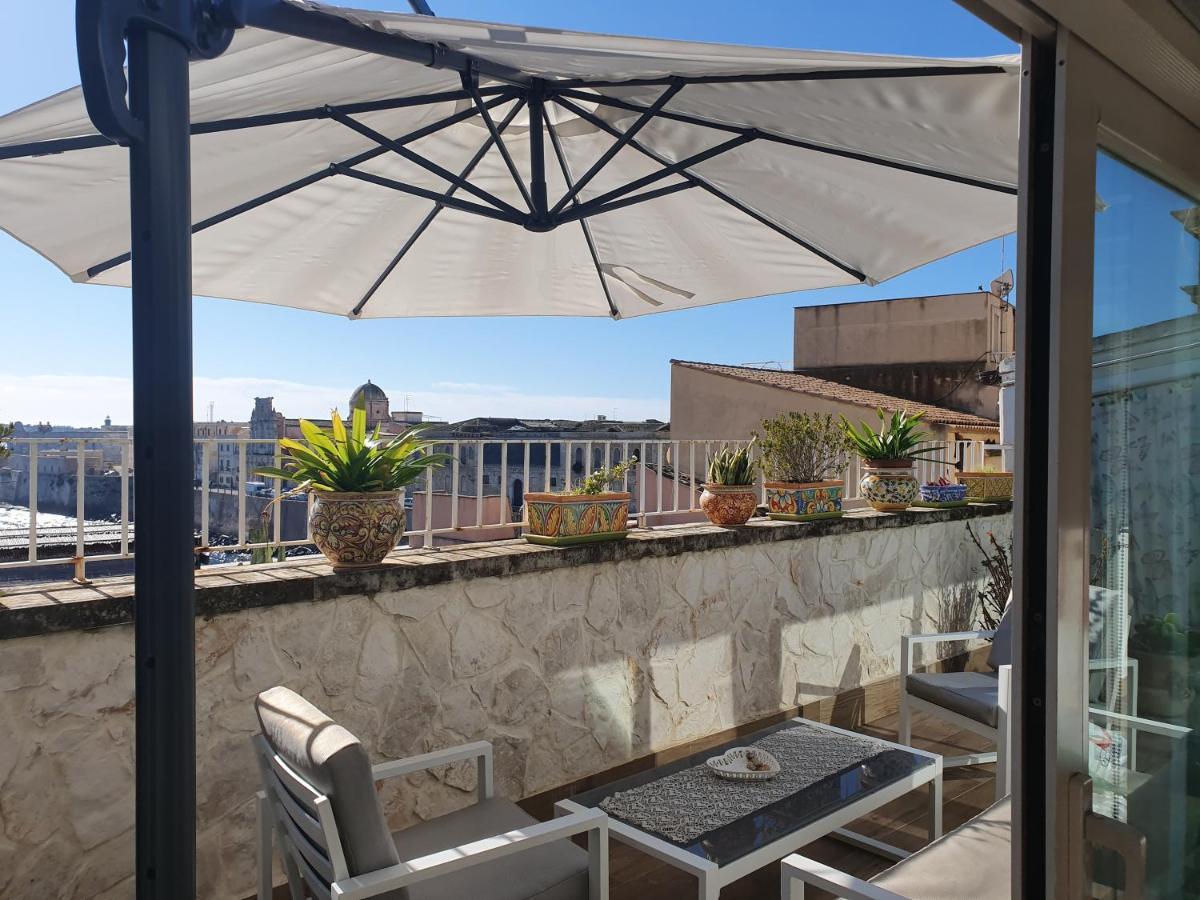 Palazzo Giufa Apartment Syracuse Luaran gambar