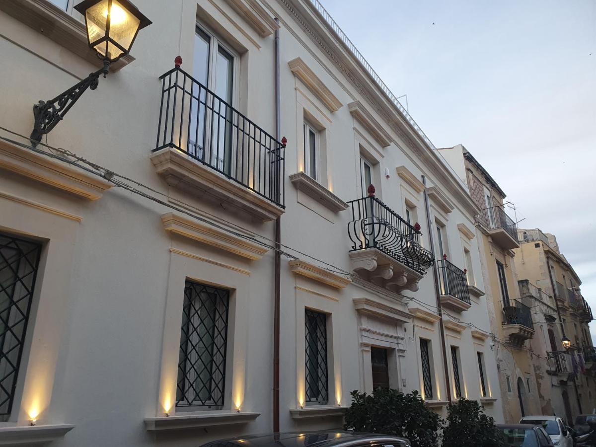 Palazzo Giufa Apartment Syracuse Luaran gambar