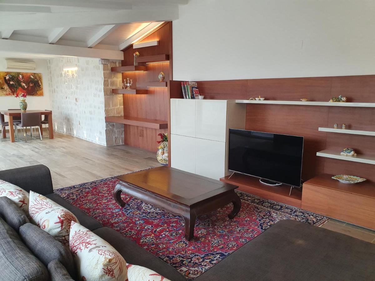 Palazzo Giufa Apartment Syracuse Luaran gambar