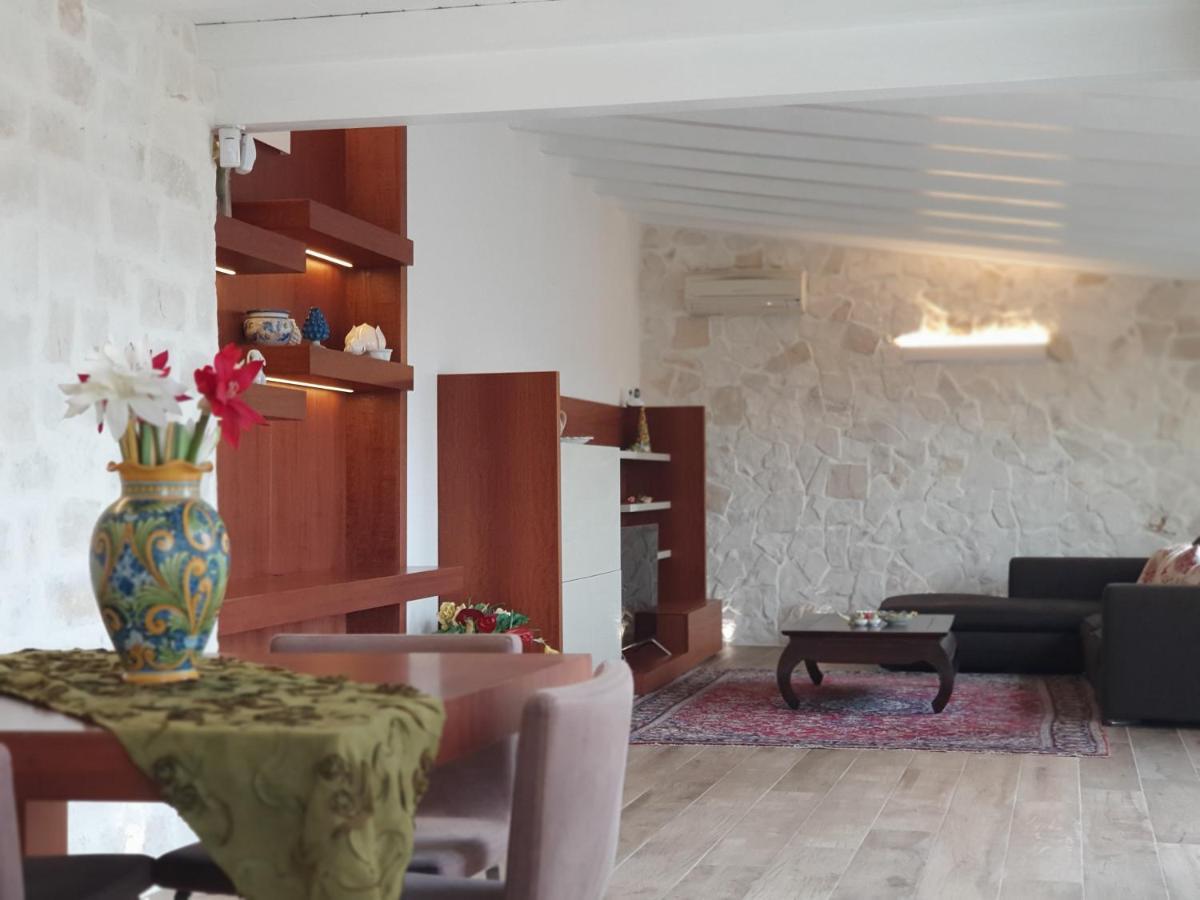 Palazzo Giufa Apartment Syracuse Luaran gambar