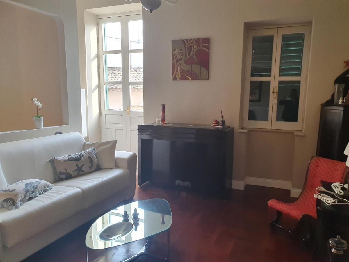 Palazzo Giufa Apartment Syracuse Luaran gambar